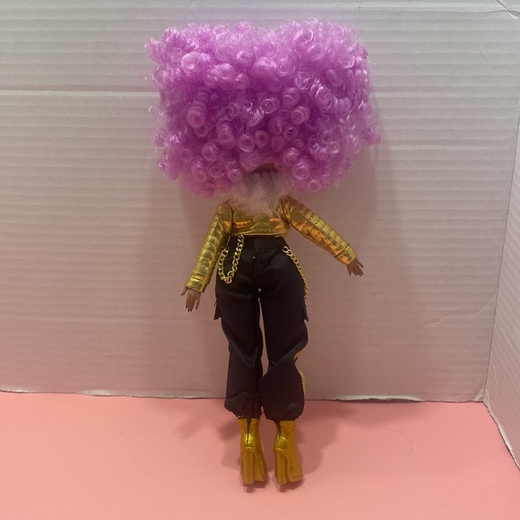 Lol Surprise OMG 24K DJ Doll - Picture 6 of 7